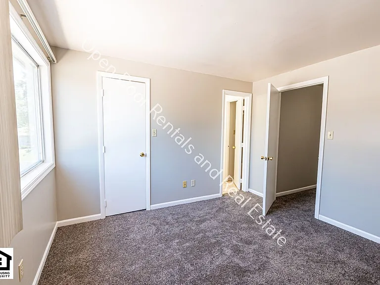 15030 Tally Ho Dr — Photo 10