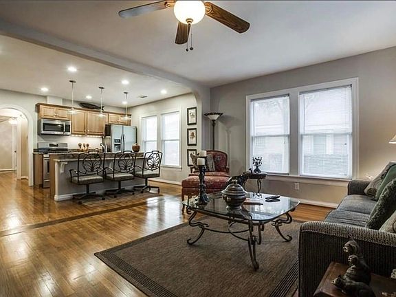 3rd image of 5307 Maple Springs Blvd