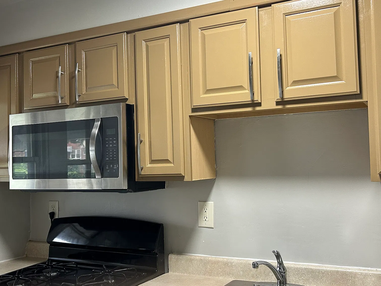 2 bed, 1.5 bath, 1024 sqft, $1,650 — Photo 2