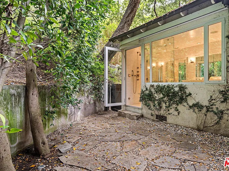 2107 El Roble Ln — Photo 22