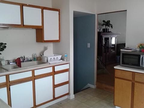1st image of 315 Delaware St