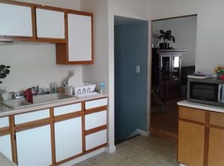 315 Delaware St, Carpentersville, IL 60110