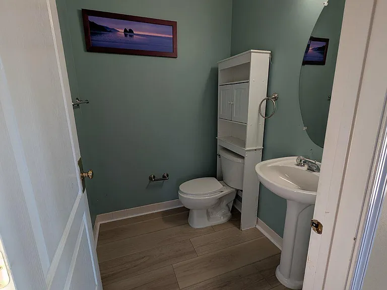 22611 Welborne Manor Sq — Photo 38