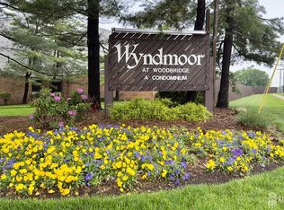 331 Cricket Ln #A, Woodbridge, NJ