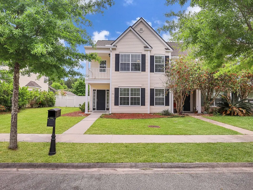 51 Fairgreen St