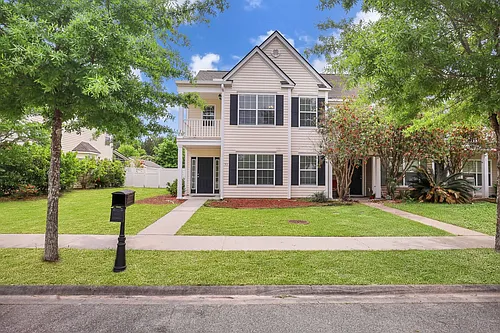 51 Fairgreen St Photo 1