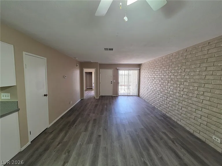 3009 Saint George St #F — Photo 31