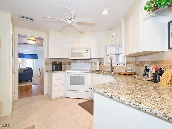 2nd image of 399 Snead Dr