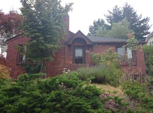 3223 42nd Ave SW, Seattle, WA 98116