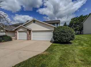 201 School Rd, Cottage Grove, WI 53527