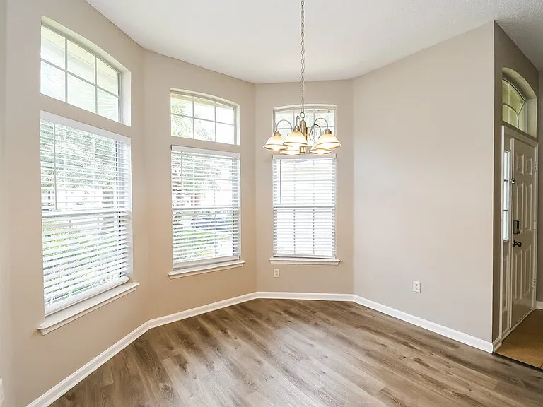 3949 Leatherwood Dr — Photo 5