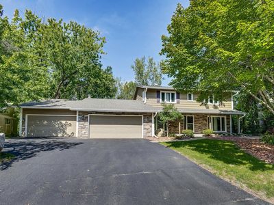 8709 Walton Oaks Dr, Bloomington, MN, 55438