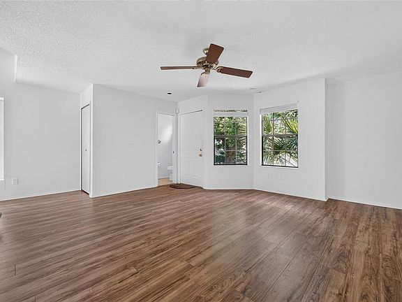 4th image of 2996 LOWELL COURT