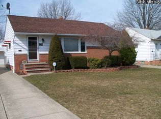 724 E 315th St, Willowick, OH 44095
