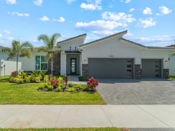 10625 SW Larocca Way, Port St Lucie, FL 34987