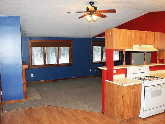 4th image of 2939 River Park Dr
