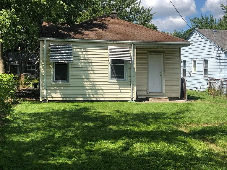20776 Atlantic Ave — Photo 3