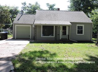 924 SW Anderson Ter, Topeka, KS 66606