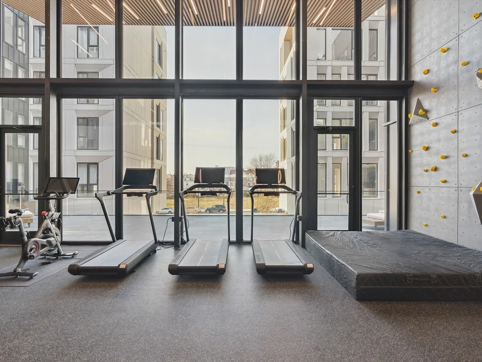 The Luxe in Fishtown West — Photo 3
