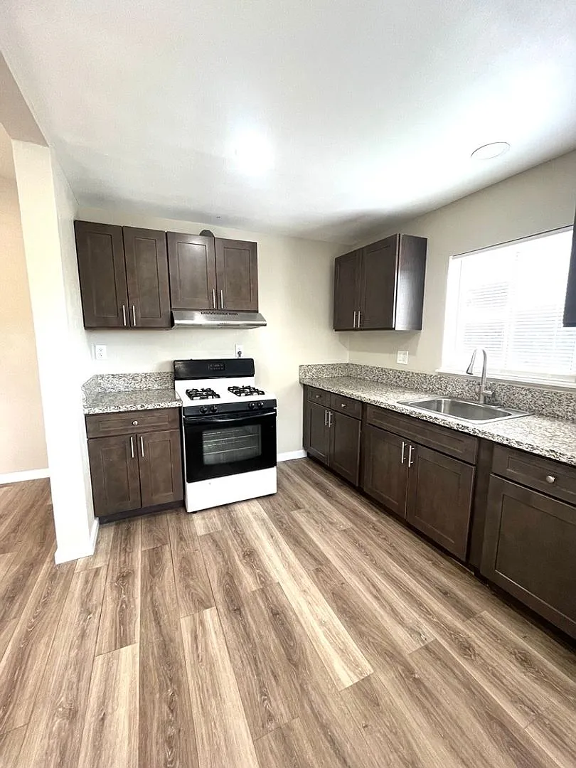 27205 Main St- Highland, CA — Photo 4