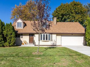 7070 Aldredge Dr, Swartz Creek, MI 48473
