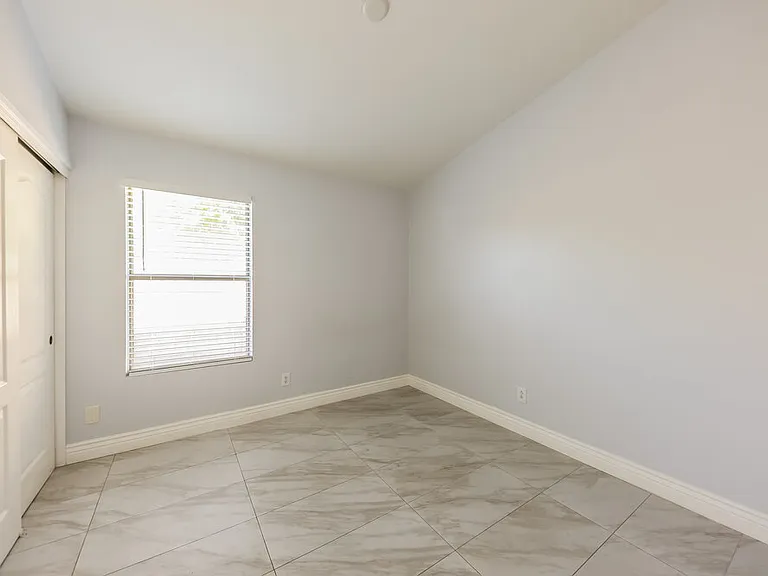 6490 W Wahalla Ln — Photo 14