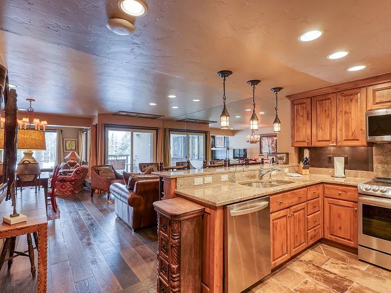 1650 Fallridge Rd #108 — Photo 2