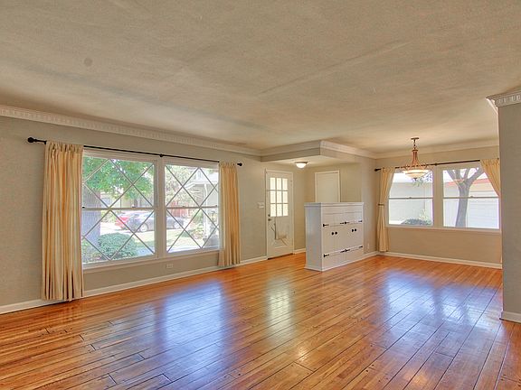 4th image of 11214 Huntley Pl
