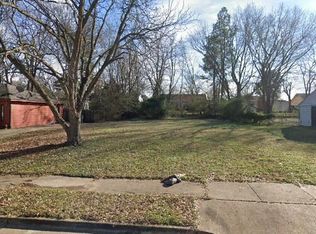 2775 Lake Park Rd, Memphis, TN 38127