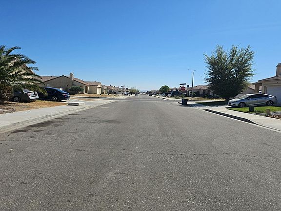 5th image of 11758 Galewood St