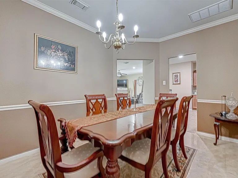 19223 Brook Village Rd — Photo 18