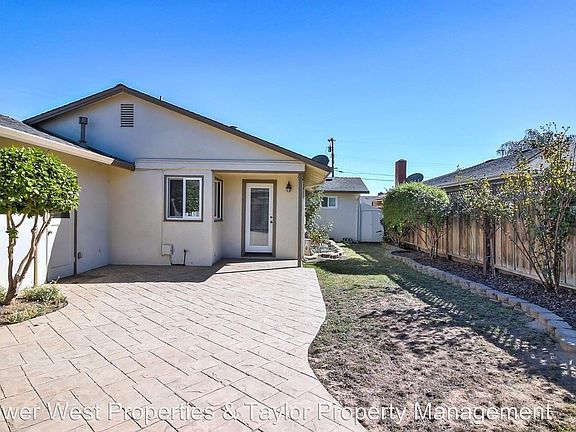 3rd image of 61 Beverly Dr