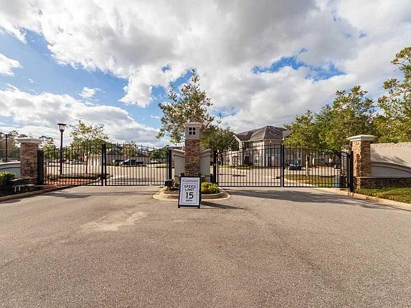 2nd image of 230 Presidents Cup Way Unit 201