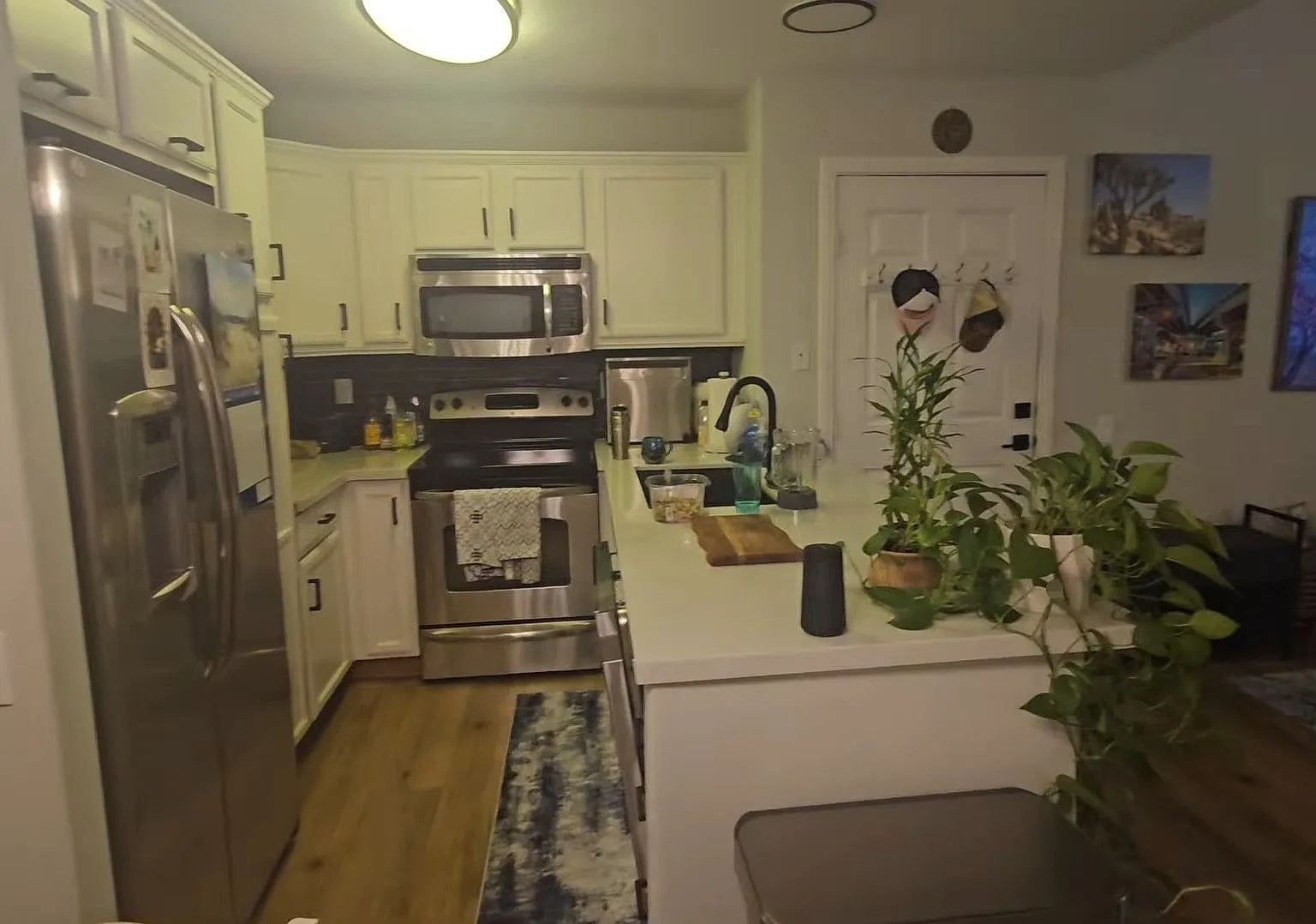 Stylish Clairemont Condo with Resort-Style Amenities — Photo 4