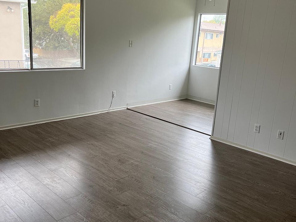 1st image of 3514 Mentone Ave #5