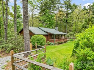 6562 Gingercake Rd, Newland, NC 28657