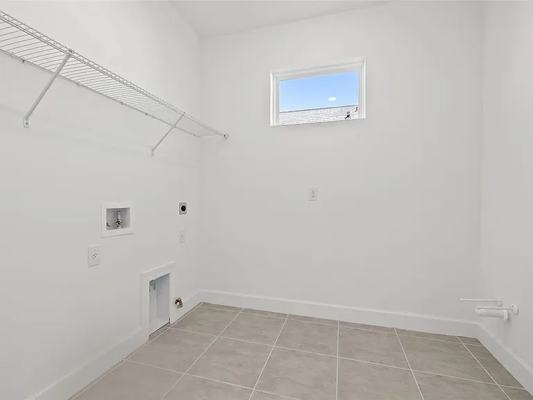 16117 Isola Pl — Photo 31