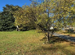 200 Woods Dr, Columbia, TN 38401