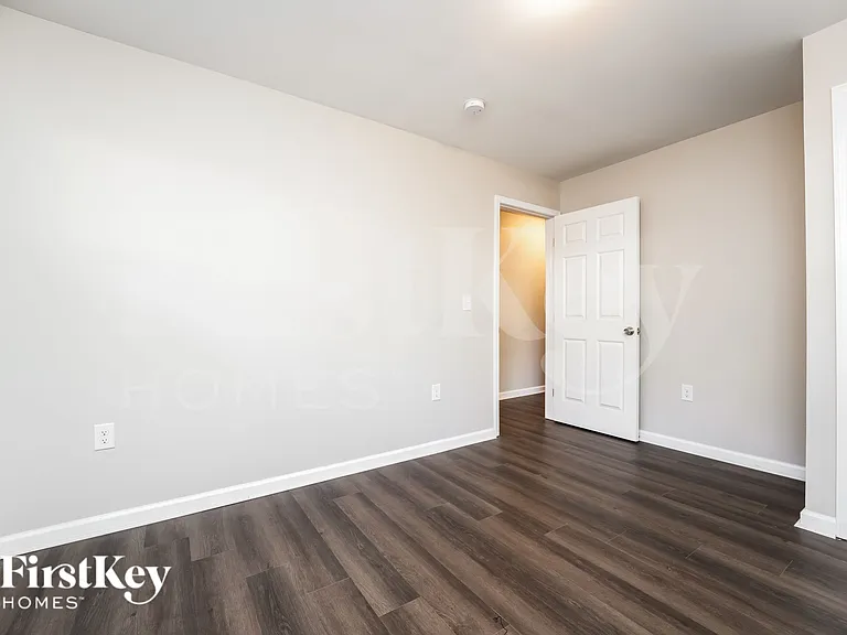 3425 Pinehill Dr — Photo 10