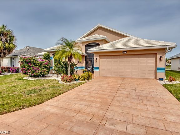 3rd image of 3357 Sabal Springs Blvd