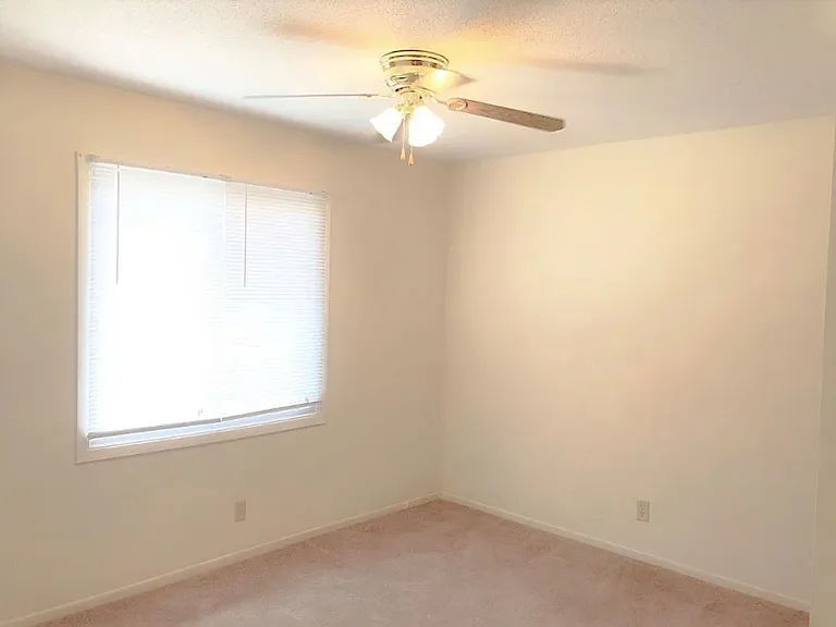 2 Bedroom 1 Bath apartment in Ankeny IA — Photo 10