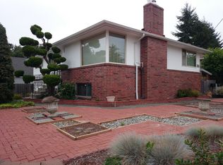 5216 SW Charlestown St, Seattle, WA 98116