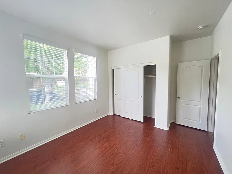 2955 Murcott Way — Photo 6
