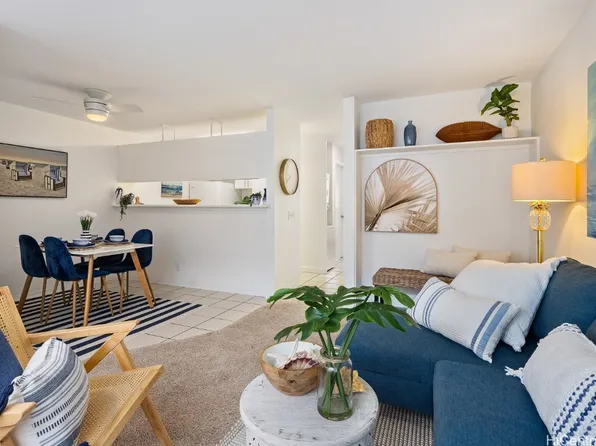 46-269 Kahuhipa St APT D103, Kaneohe, HI 96744