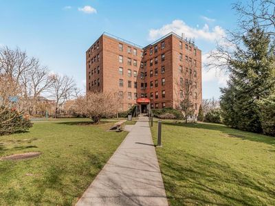 180 Pearsall Drive #2C, Mount Vernon, NY, 10552