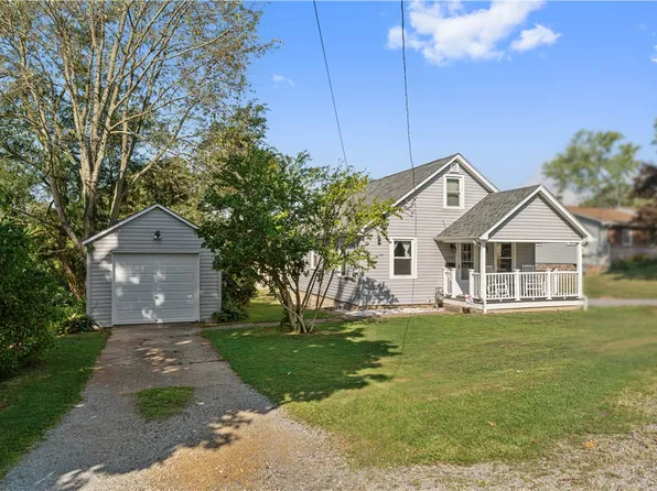 190 Elm St, New Brighton, PA 15066