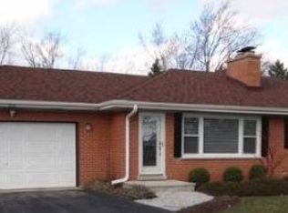 223 Florence Ave, Inverness, IL 60010