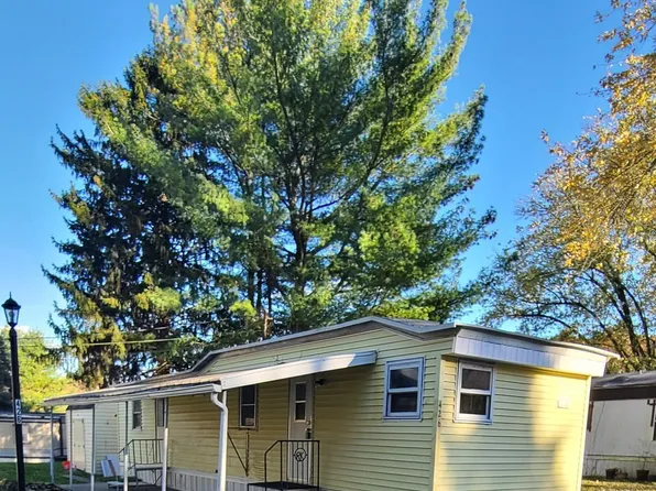 426 Clover Dr, York, PA 17406