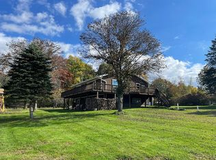 20 Moore Rd, Lake Ariel, PA 18436