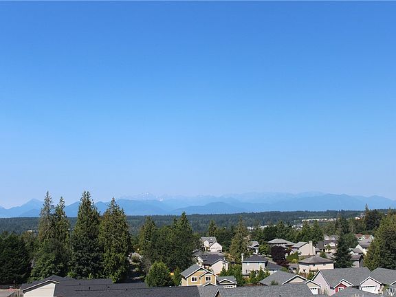 5th image of 20219 Hogue Pl NE